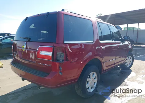 2013 Lincoln Navigator z USA, uszkodzony, nr VIN 5LMJJ2H53DEL06821